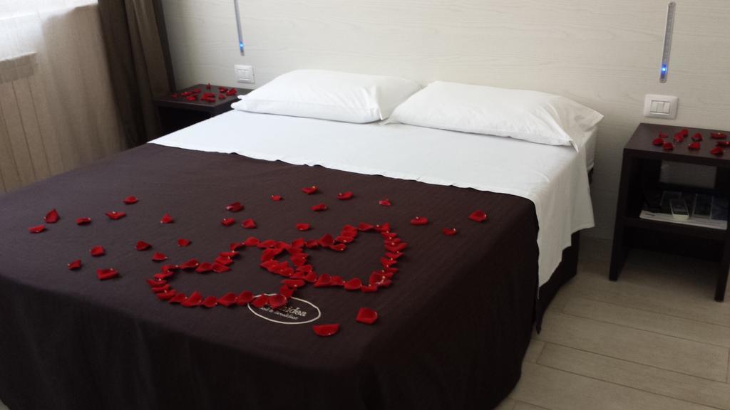 Orchidea Rooms & Suites Civitanova Marche Exteriör bild