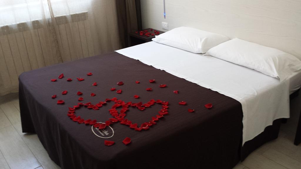 Orchidea Rooms & Suites Civitanova Marche Exteriör bild