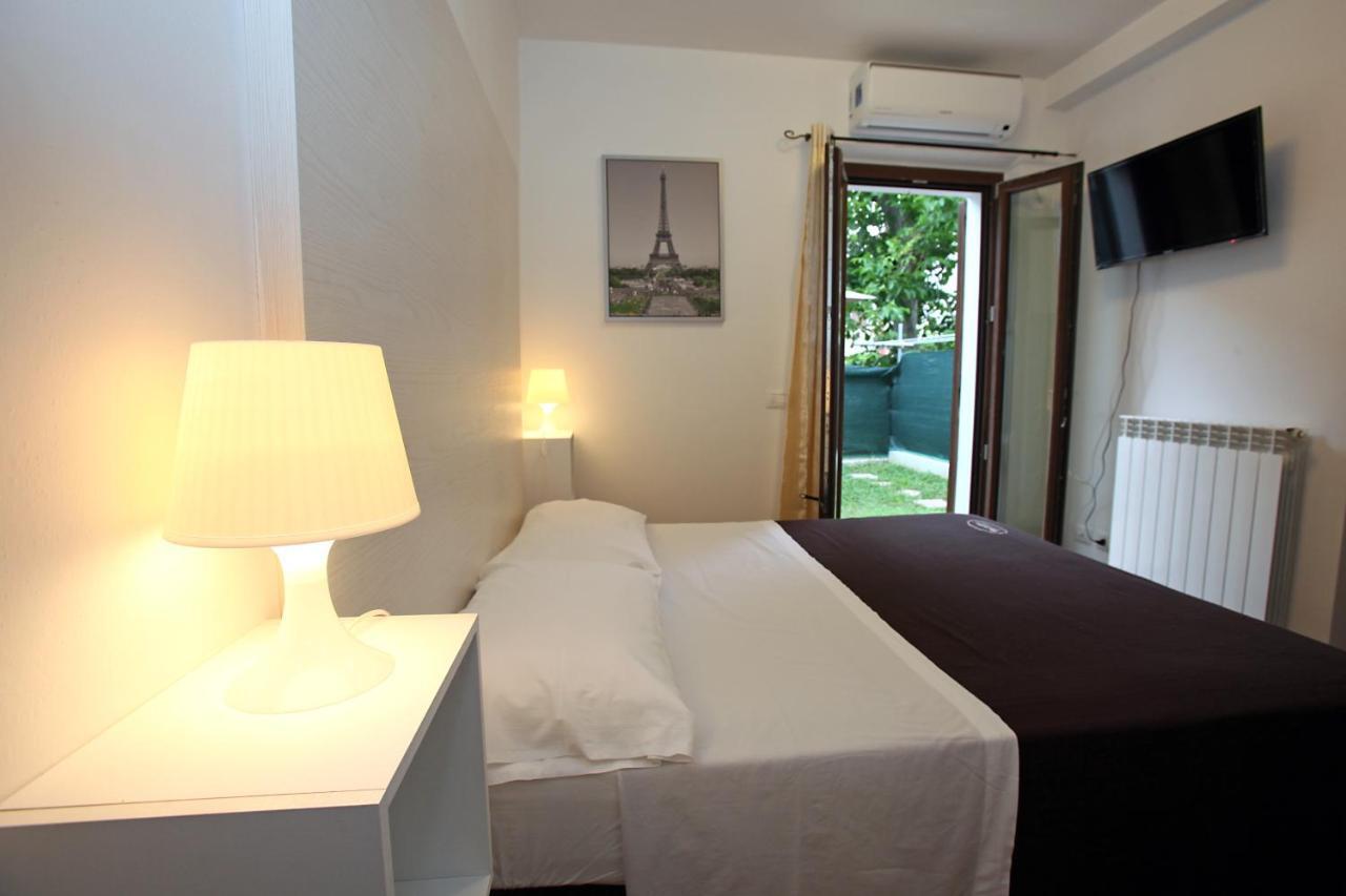 Orchidea Rooms & Suites Civitanova Marche Exteriör bild