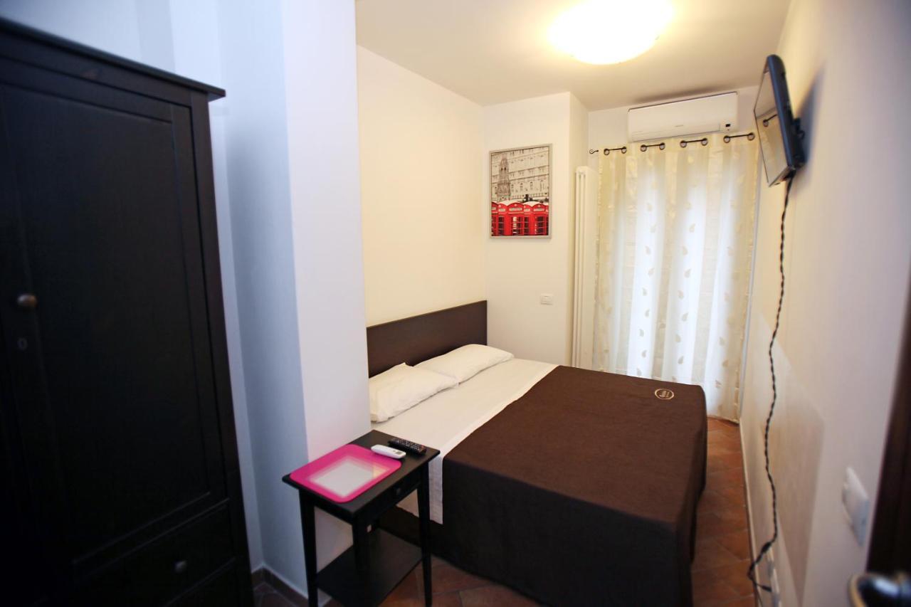 Orchidea Rooms & Suites Civitanova Marche Exteriör bild