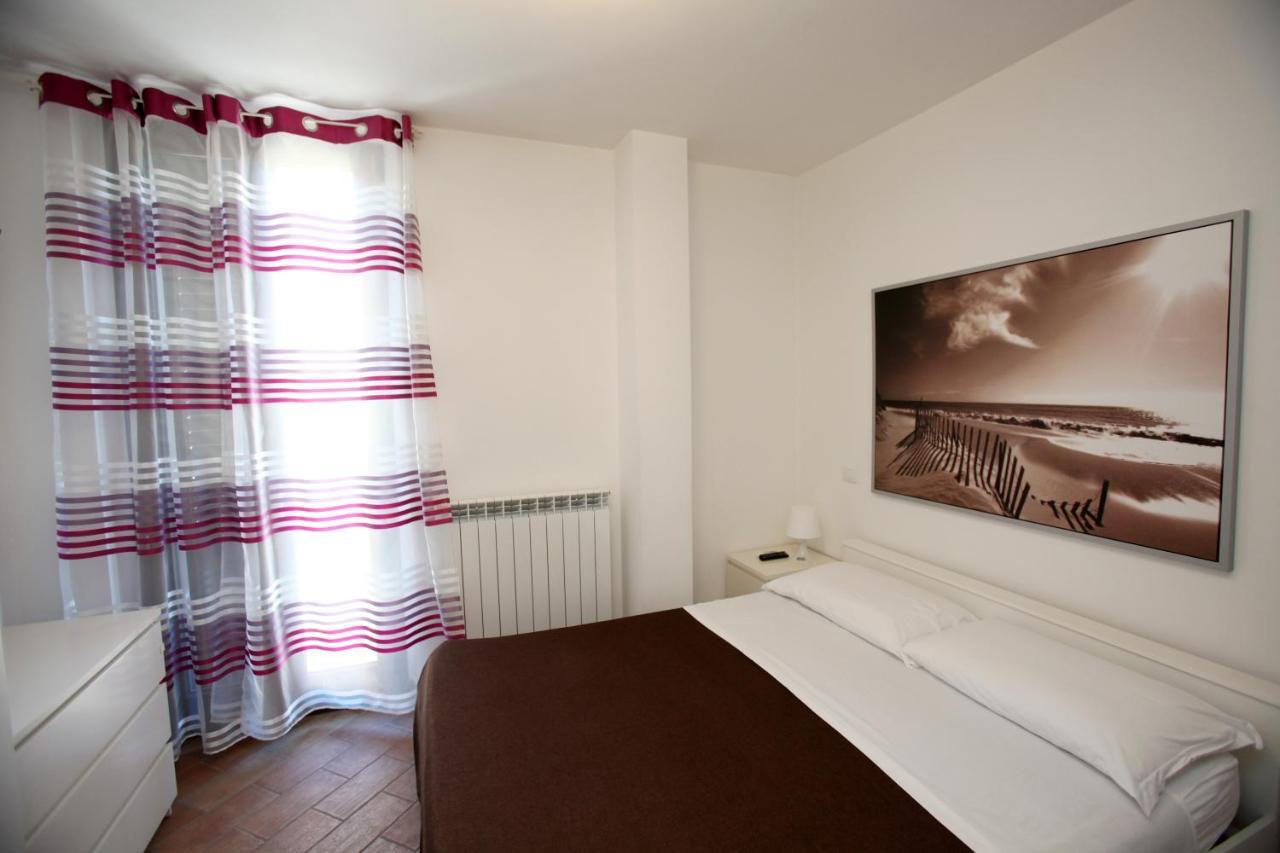 Orchidea Rooms & Suites Civitanova Marche Exteriör bild