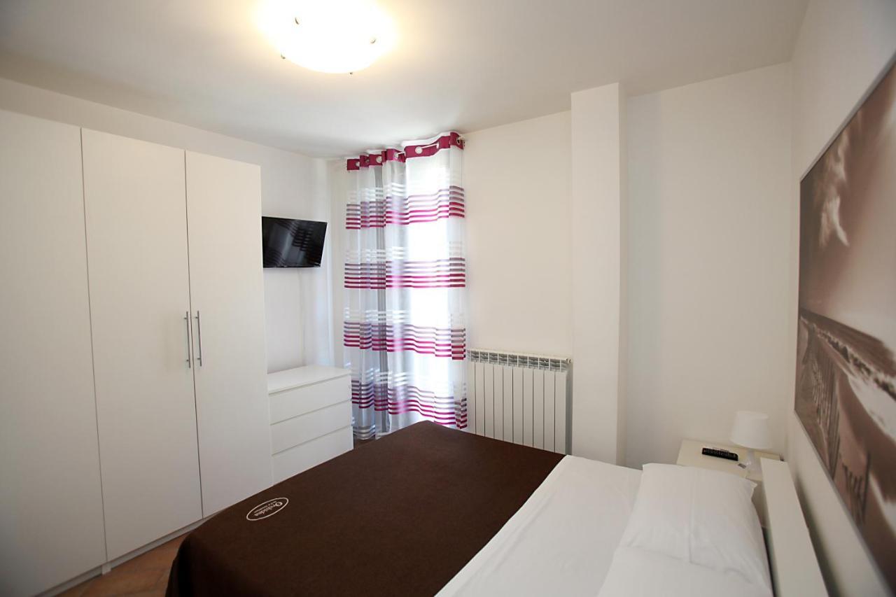 Orchidea Rooms & Suites Civitanova Marche Exteriör bild